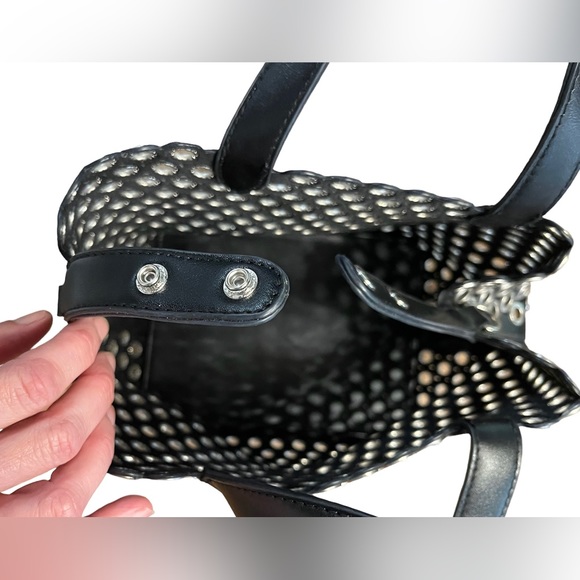 Biker style no name black & silver tote & removable insert. NWOT - Picture 9 of 10